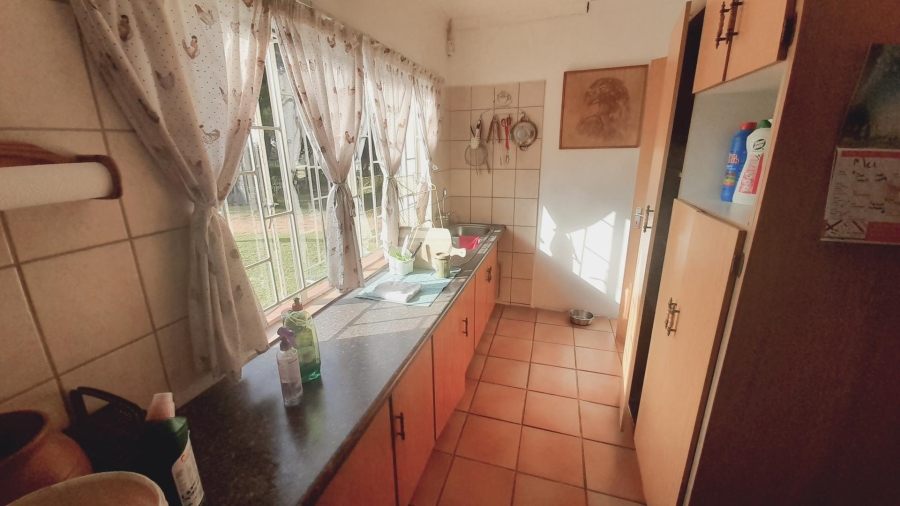 6 Bedroom Property for Sale in Kameeldrift-Wes North West